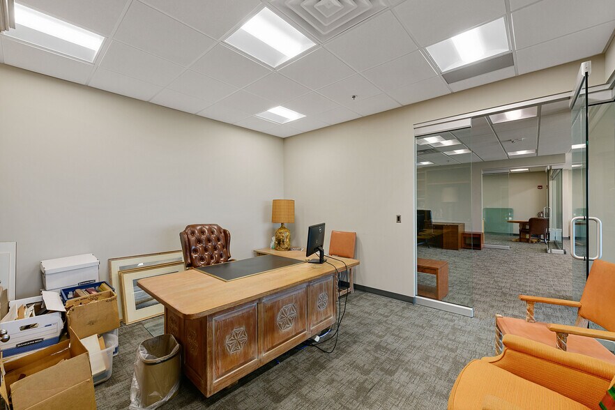 More Photos Of 6440 S Wasatch Blvd, Salt Lake City Office For Lease