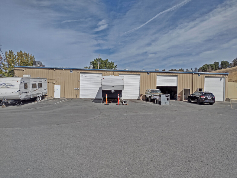 Primary Photo Of 375 Arthur Rd, Martinez Industrial For Lease