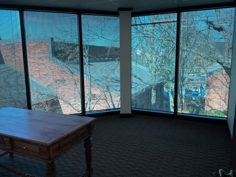 More Photos Of 303 Williams Ave SW, Huntsville Office For Lease