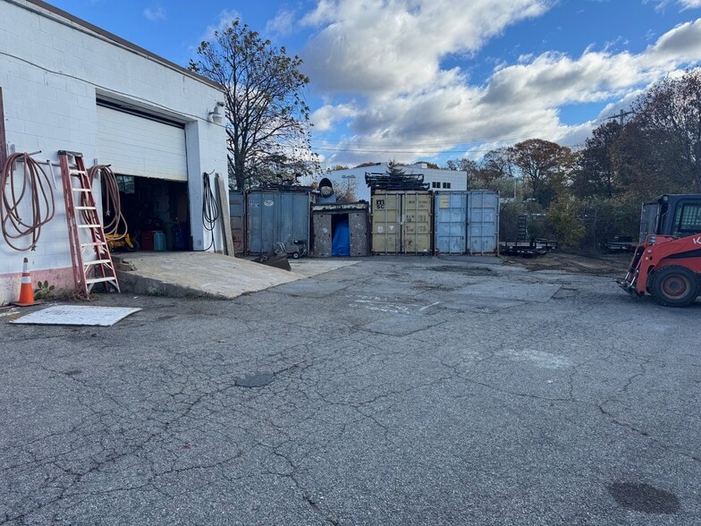 More Photos Of 924 Boston Providence Tpke, Norwood General Retail For Sale