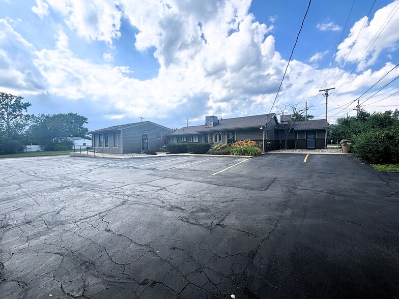 More Photos Of 5685 Highland Rd, Waterford Medical For Sale