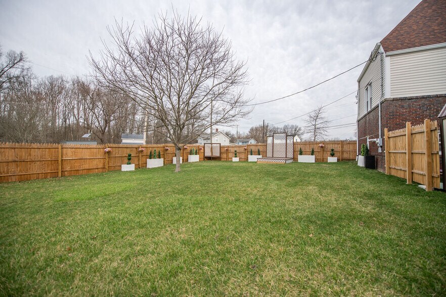 More Photos Of 14760 Gaskill Dr NE, Alliance Daycare Center For Sale