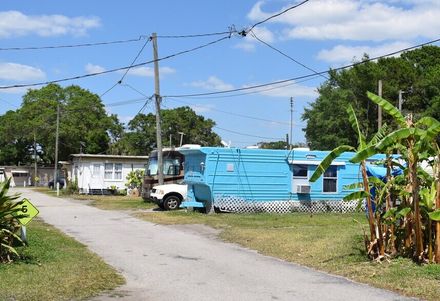 More Photos Of 2903 W Waters Ave, Tampa Manufactured Housing Mobile Home Park For Sale