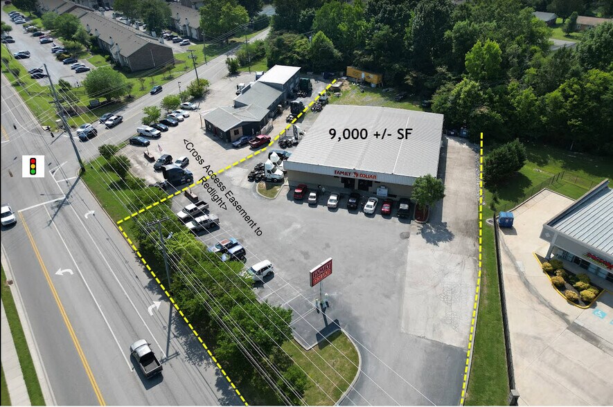 Primary Photo Of 7307 Lee Hwy, Chattanooga Supermarket For Lease