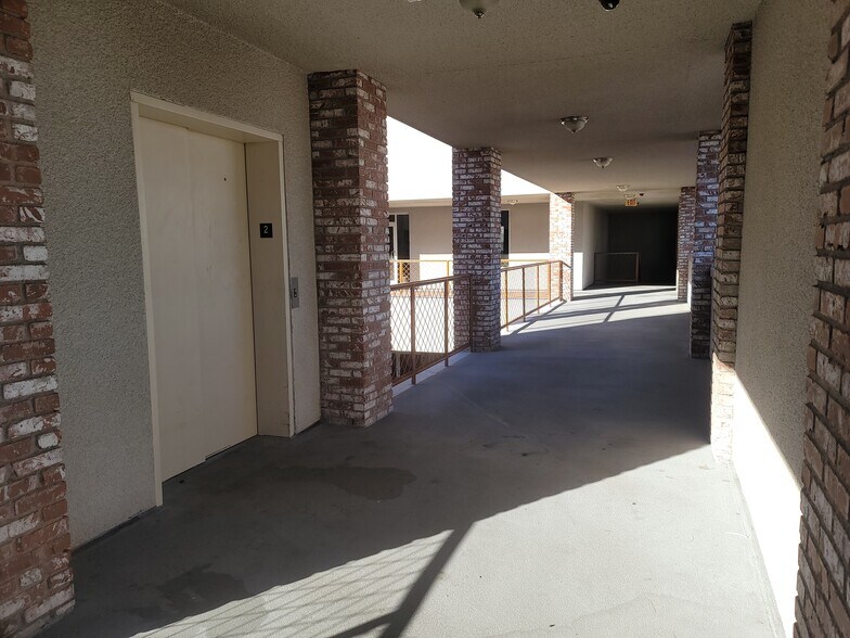 More Photos Of 3530 E Flamingo Rd, Las Vegas Medical For Sale