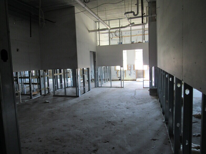More Photos Of 4207 FL-64 SR, Bradenton Healthcare For Sale