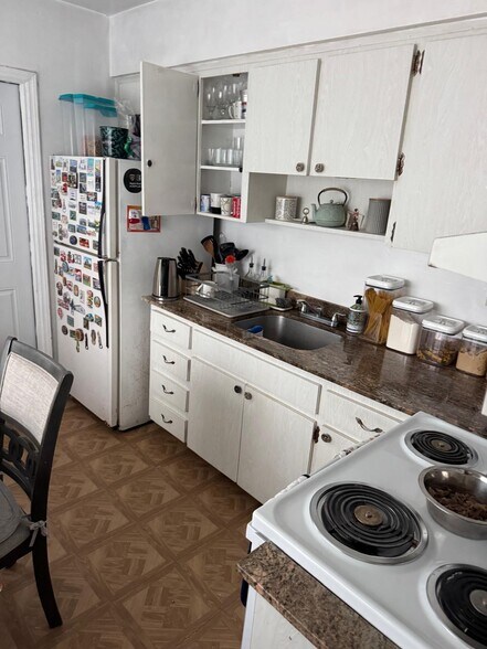 More Photos Of 1927- 1929 Roosevelt st, Hollywood Apartments For Sale