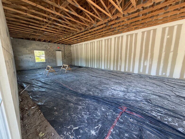 More Photos Of 108 S Park Ave, Apopka Medical For Lease