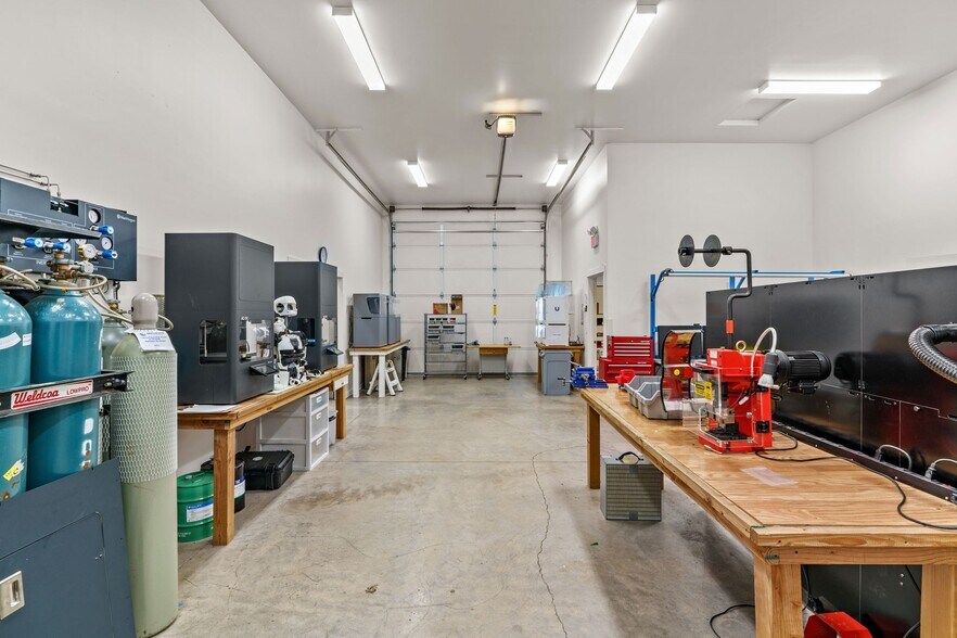More Photos Of 93303 Prairie Rd, Junction City Industrial For Sale