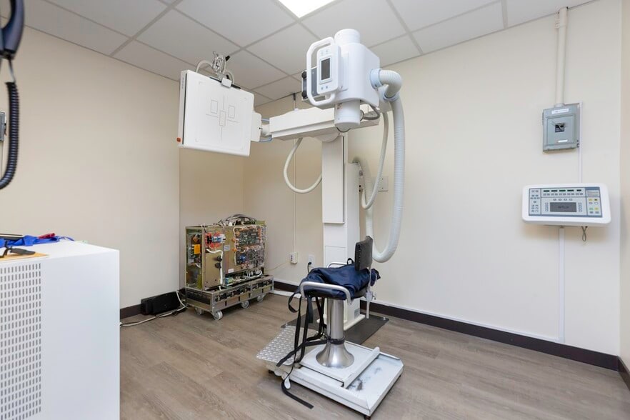 More Photos Of 69 Pondfield Rd, Bronxville Office For Sale