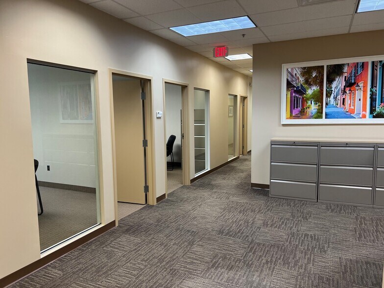 More Photos Of 354 Eisenhower Pky, Livingston Office For Lease