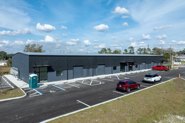 Primary Photo Of 2040 Apopka Blvd, Apopka Warehouse For Lease