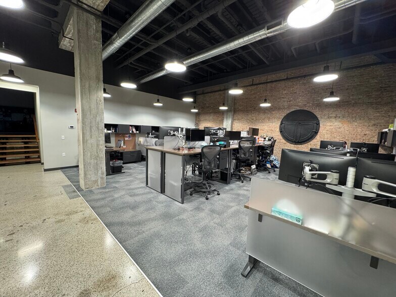 More Photos Of 321 S Main St, South Bend Apartments For Lease