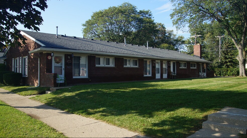 Primary Photo Of 6401 Middlebelt Rd, Garden City Apartments For Sale