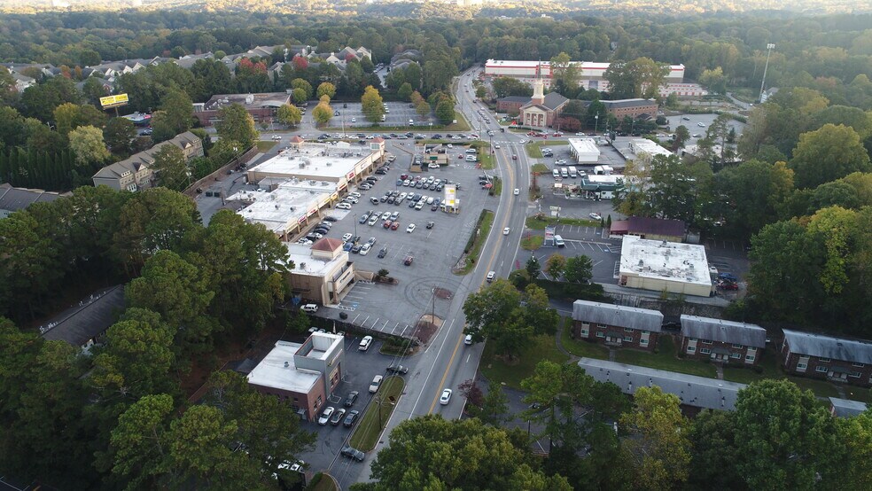 More Photos Of 2195 Briarcliff Rd NE, Atlanta Auto Repair For Sale