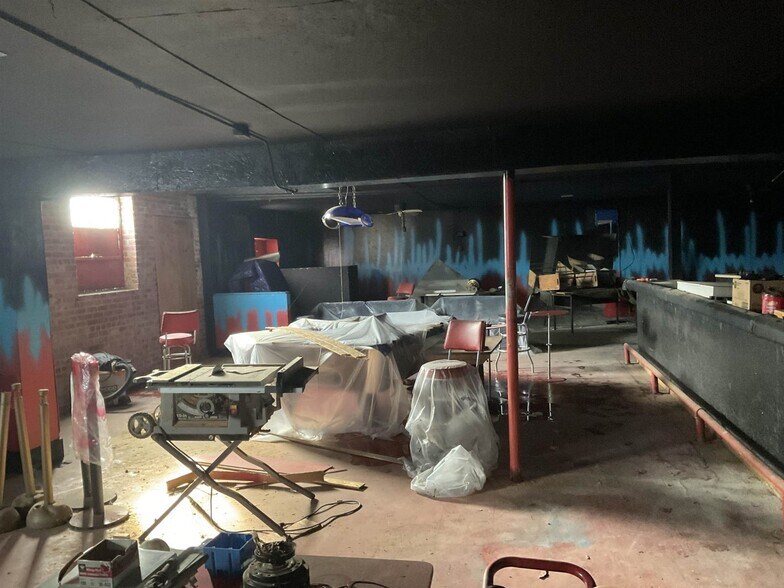 More Photos Of 449 E College St, Jackson General Retail For Sale