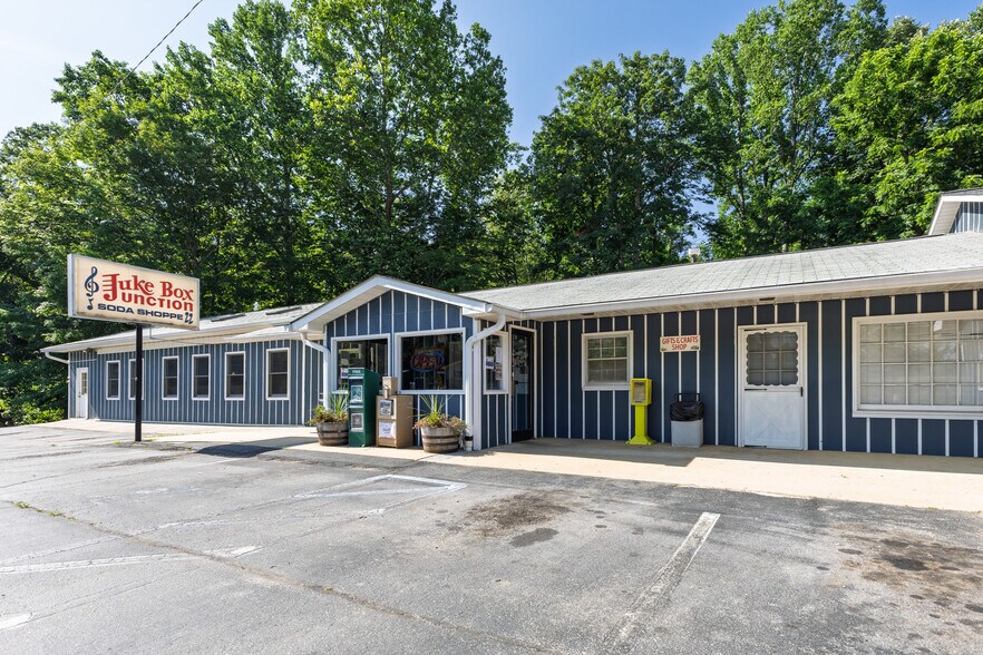 More Photos Of 6306 Pigeon Rd, Canton Restaurant For Sale