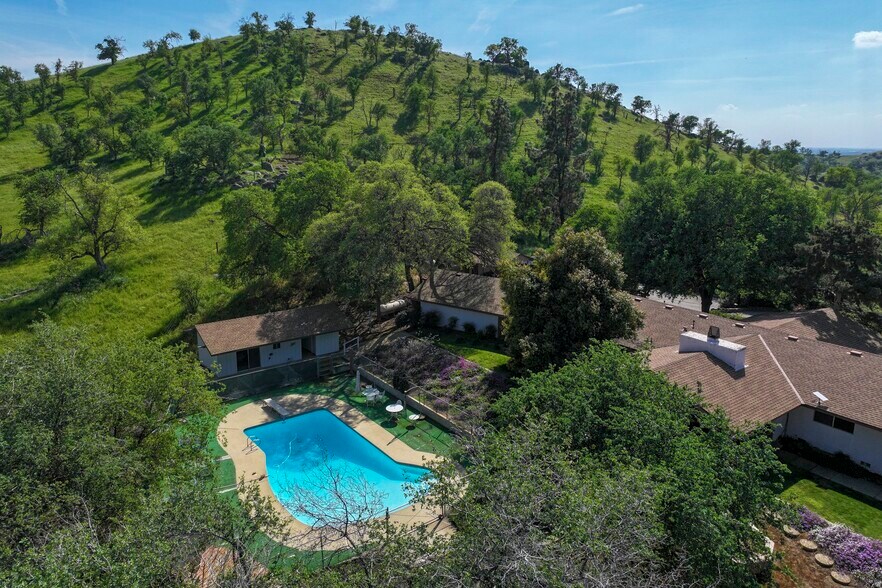 More Photos Of Driver 152, Orosi Land For Sale