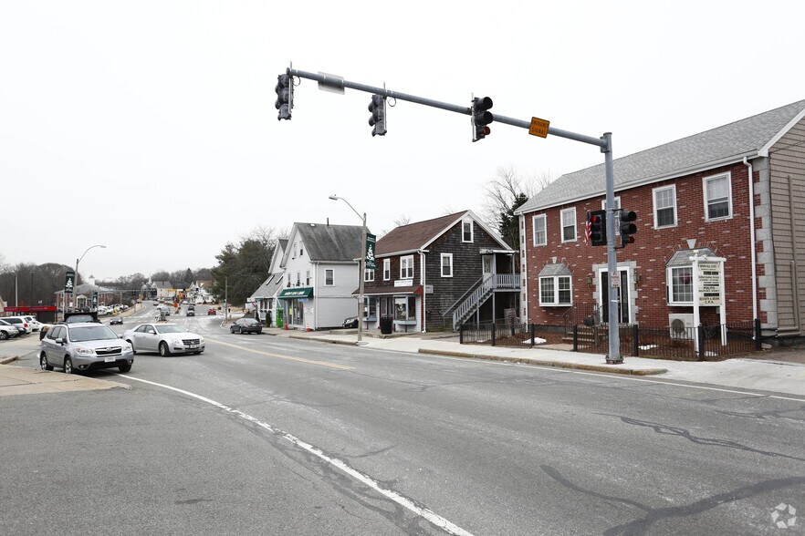 More Photos Of 231 Bussey St, Dedham Office For Lease