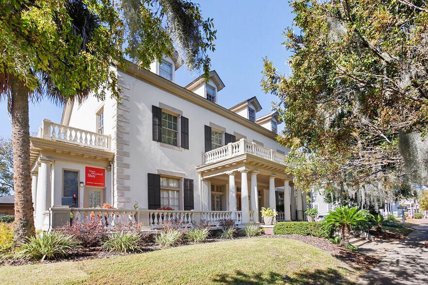 More Photos Of 1719 Abercorn St, Savannah Office Residential For Sale