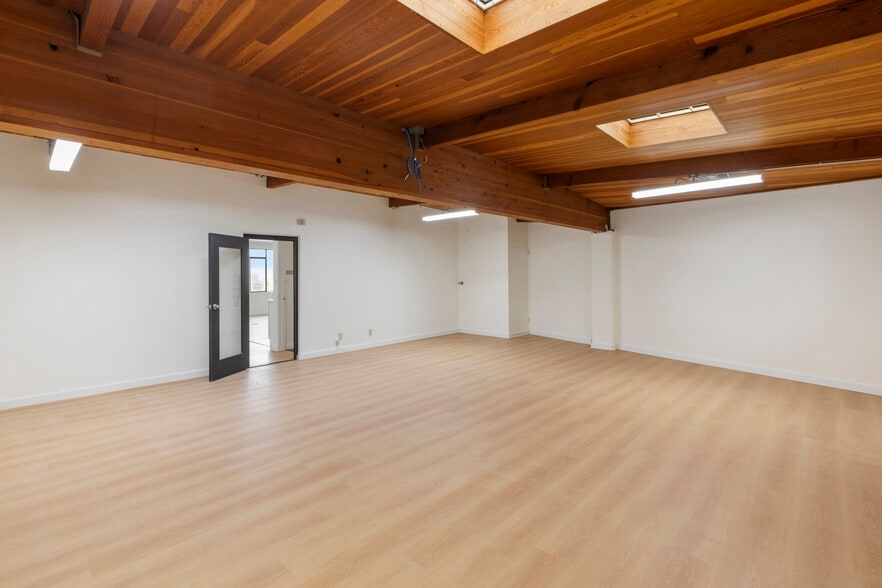 Primary Photo Of 55 Potrero Ave, San Francisco Showroom For Lease