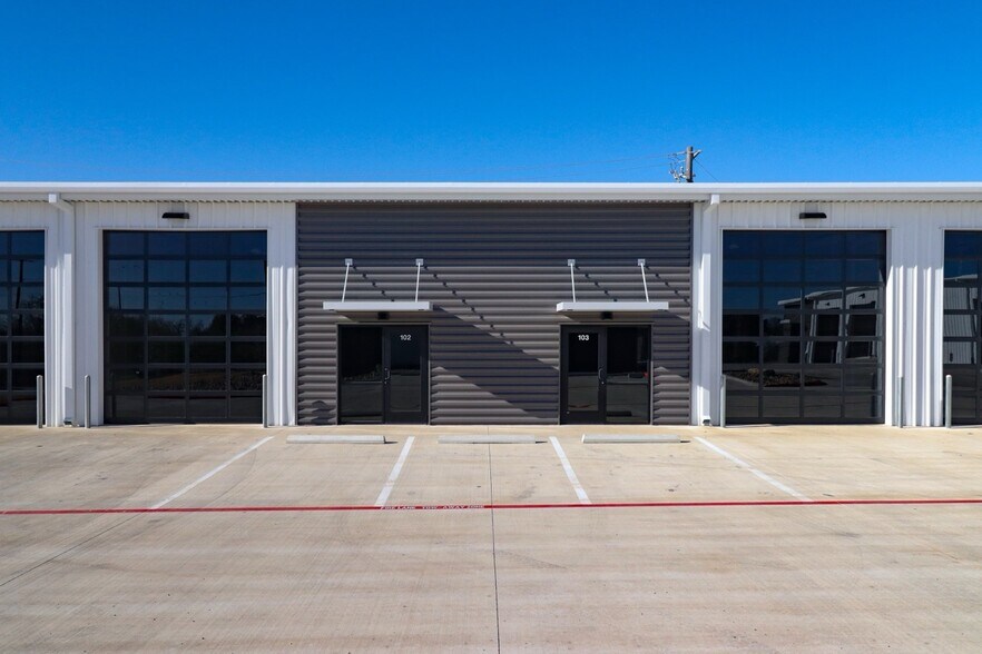 More Photos Of 181 Market, Georgetown Unknown For Lease