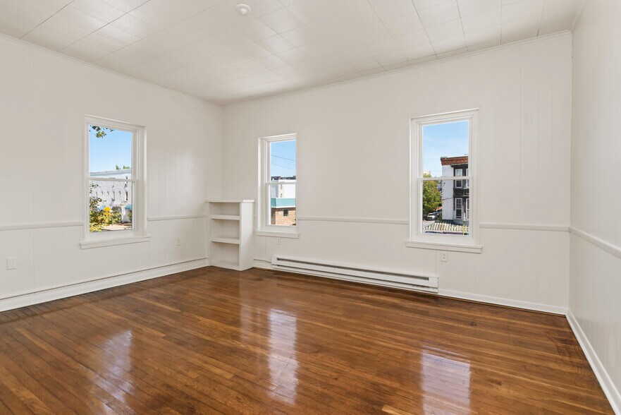 More Photos Of 1332 N 2nd St, Harrisburg Storefront Retail Residential For Sale