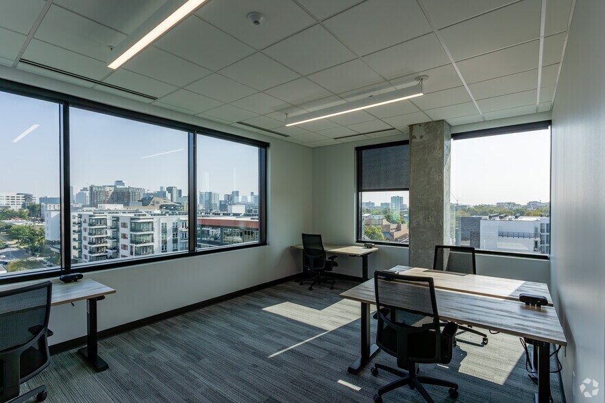 More Photos Of 1001-1009 17th Ave S, Nashville Office For Sale