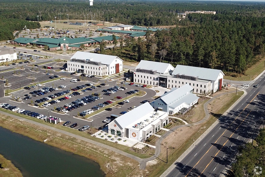 More Photos Of 2001 2nd Ave, Summerville Office For Lease
