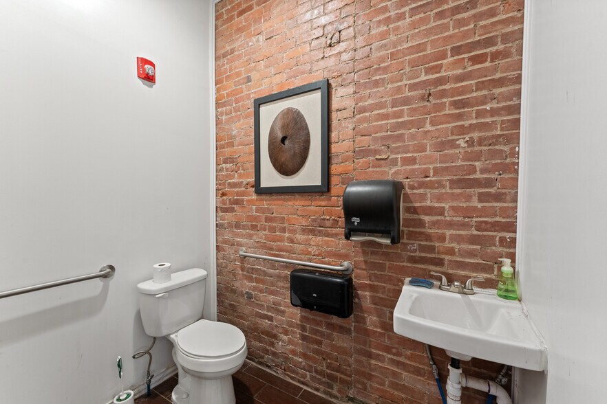 More Photos Of 21 Main St, Binghamton Restaurant For Sale