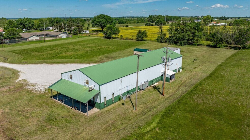 More Photos Of 286 Industrial Ave, Welch Industrial For Sale