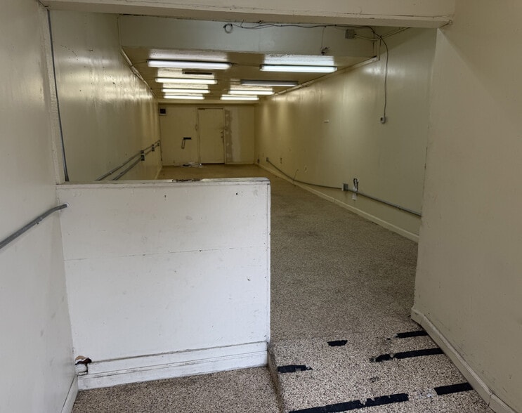 More Photos Of 3621 S Western Ave, Los Angeles Restaurant For Lease