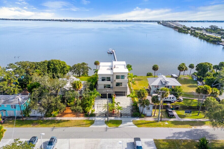 More Photos Of , Melbourne Multifamily For Sale