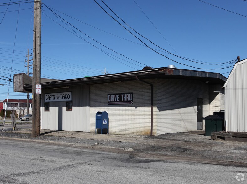 More Photos Of 16099 Brookpark Rd, Brook Park Freestanding For Sale