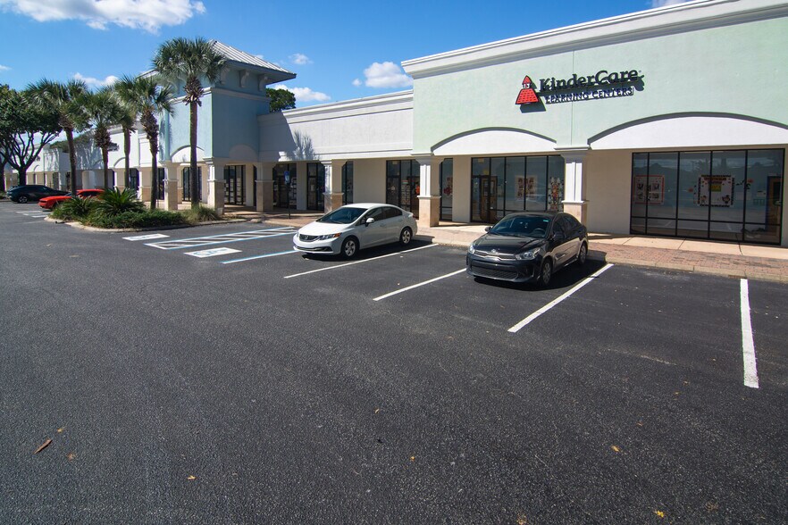 More Photos Of 11751-11761 Beach St, Jacksonville Unknown For Lease