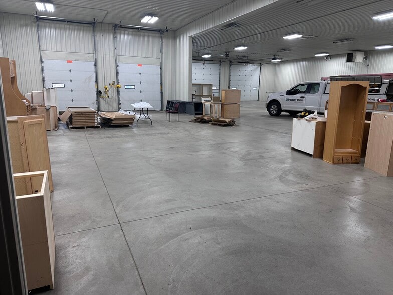 More Photos Of 23823-23865 67th Ave, Saint Cloud Light Distribution For Sale