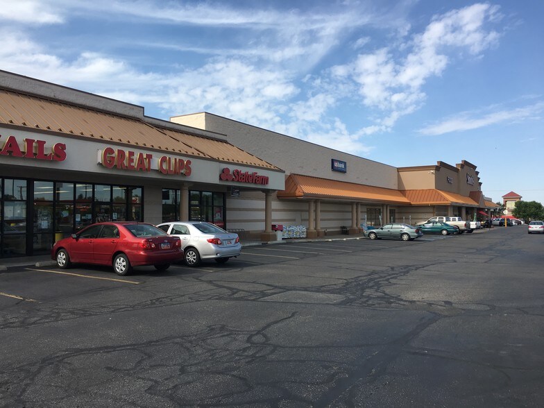More Photos Of 893-975 W 1700 S, Syracuse General Retail For Lease