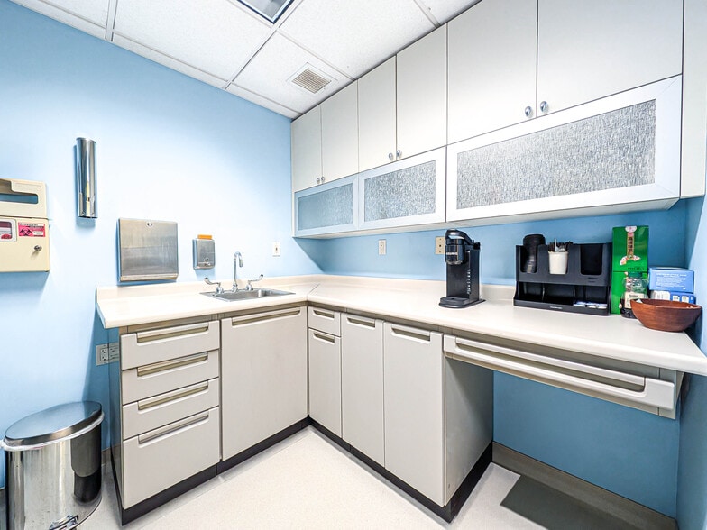 More Photos Of 900 Park Ave, New York Apartments For Sale