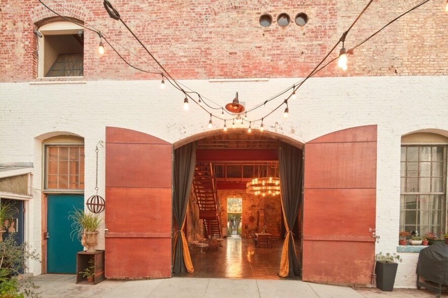 More Photos Of 2640 Huron St, Los Angeles Office For Sale