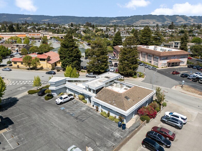 More Photos Of 47 Penny Ln, Watsonville Medical For Sale