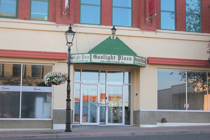 Primary Photo Of 579 3rd St SE, Medicine Hat Office For Lease