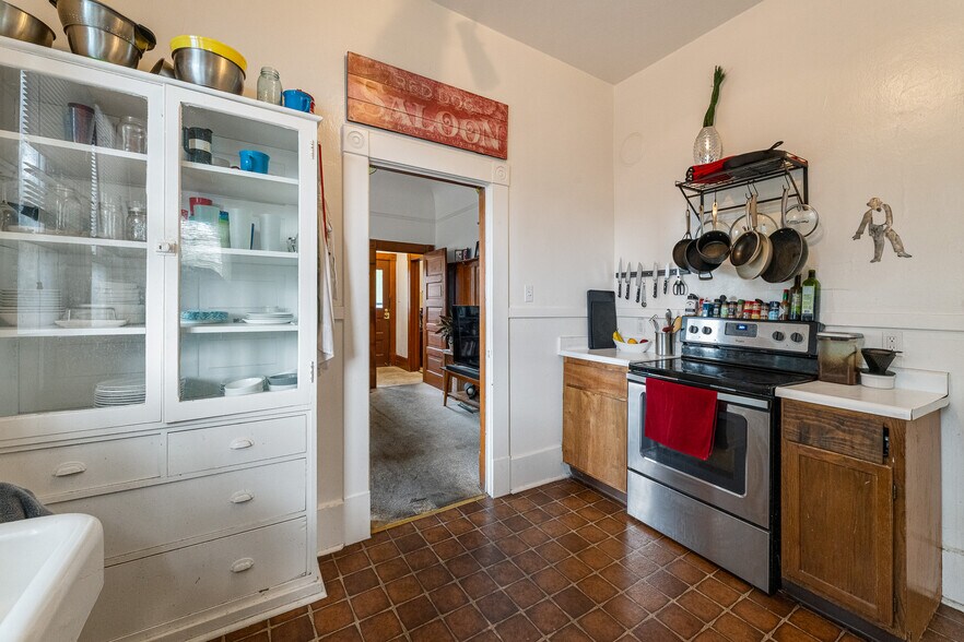 More Photos Of 204 Moran St, Reno Apartments For Sale