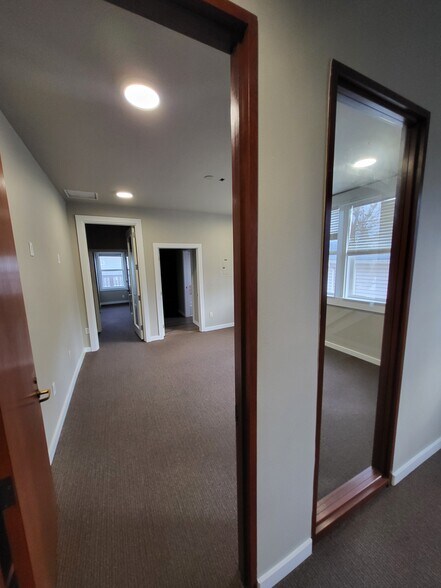 More Photos Of 223 S Lewis St, Monroe Storefront Retail Office For Sale