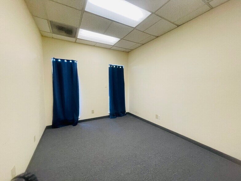 More Photos Of 2607 N Wigwam Dr, Stockton Office For Lease