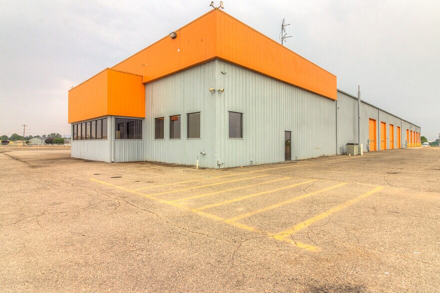 More Photos Of 501 Stover Rd, Grandview Industrial For Sale