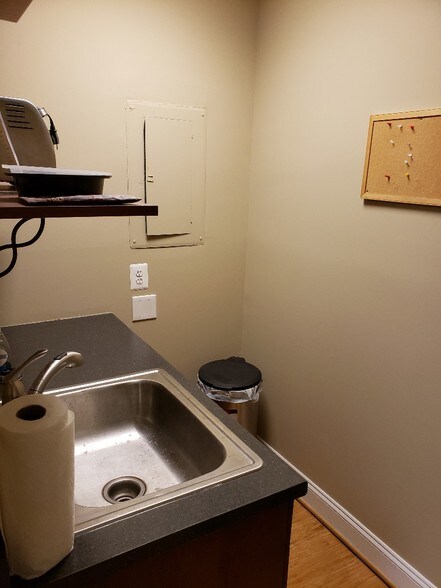 More Photos Of 21 Fort Evans Rd NE, Leesburg Medical For Lease