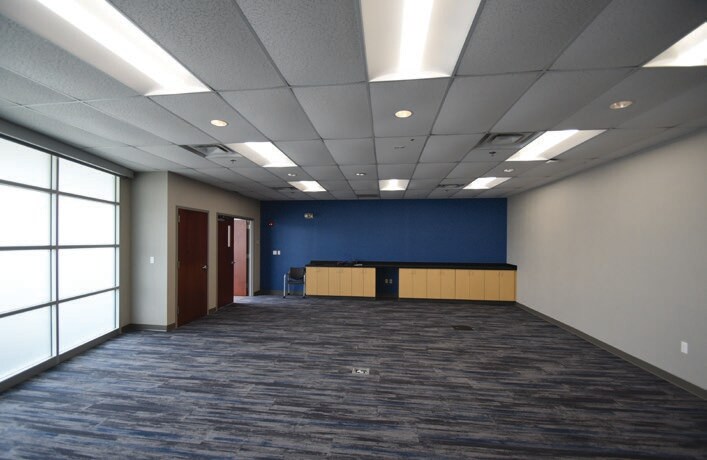 More Photos Of 900 42nd St S, Fargo Office For Sale