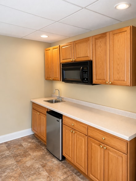 More Photos Of 1324 N King St, Wilmington Office For Sale