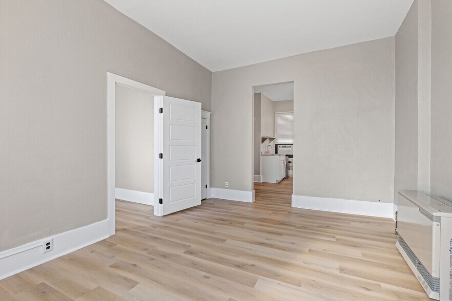 More Photos Of 429-435 3rd St, Berthoud Freestanding For Sale