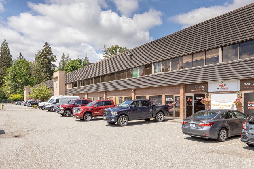 More Photos Of 1585 Broadway St, Port Coquitlam Warehouse For Lease